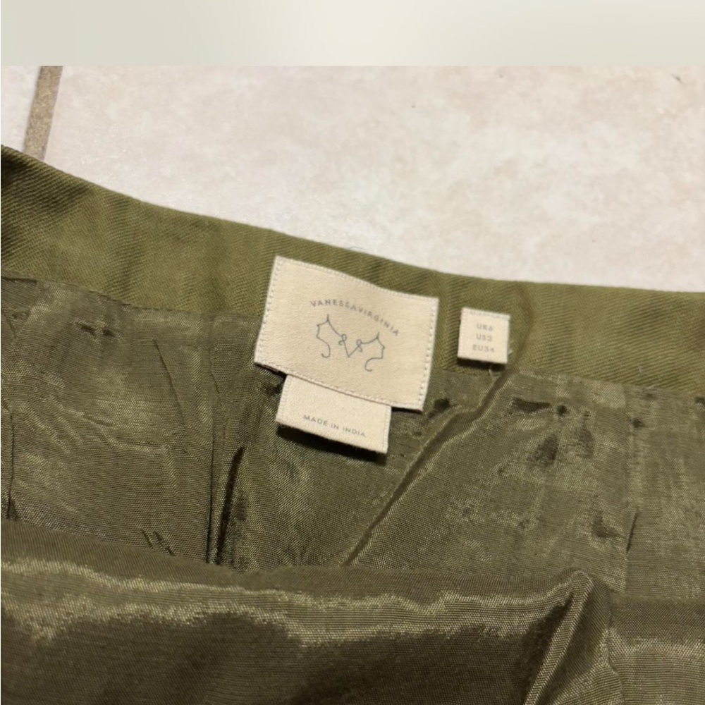 ANTHROPOLOGIE Vanessa Virginia Tulipa Skirt Size 2
Embroidered Lined - Picture 3 of 8
